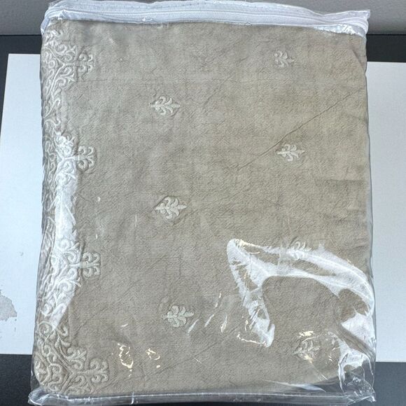 Pottery Barn Deepika Padukone Embroidered Duvet Cover Full/Queen Neutral Multi - Picture 9 of 9